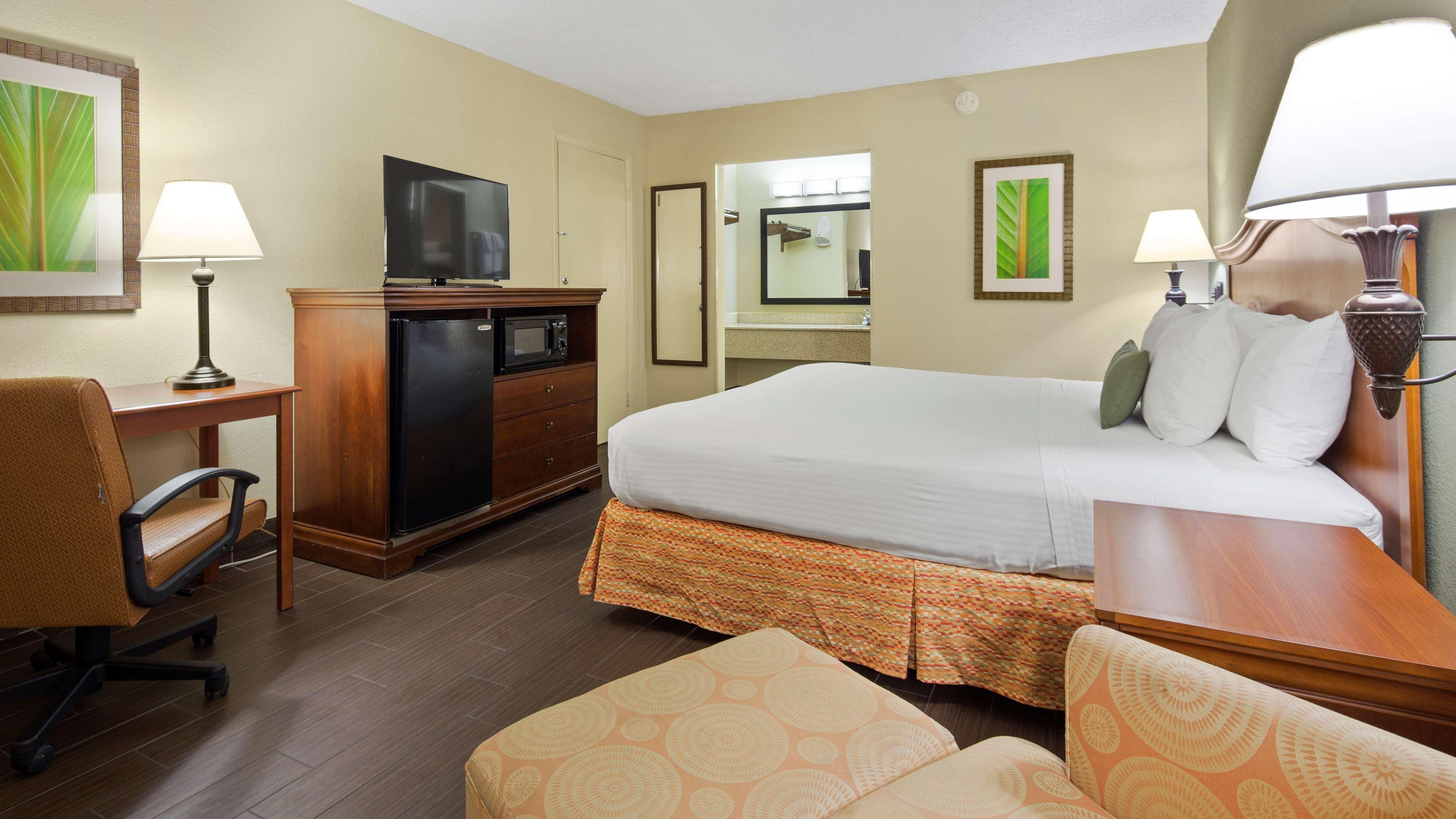 Best Western Downtown Stuart Bagian luar foto