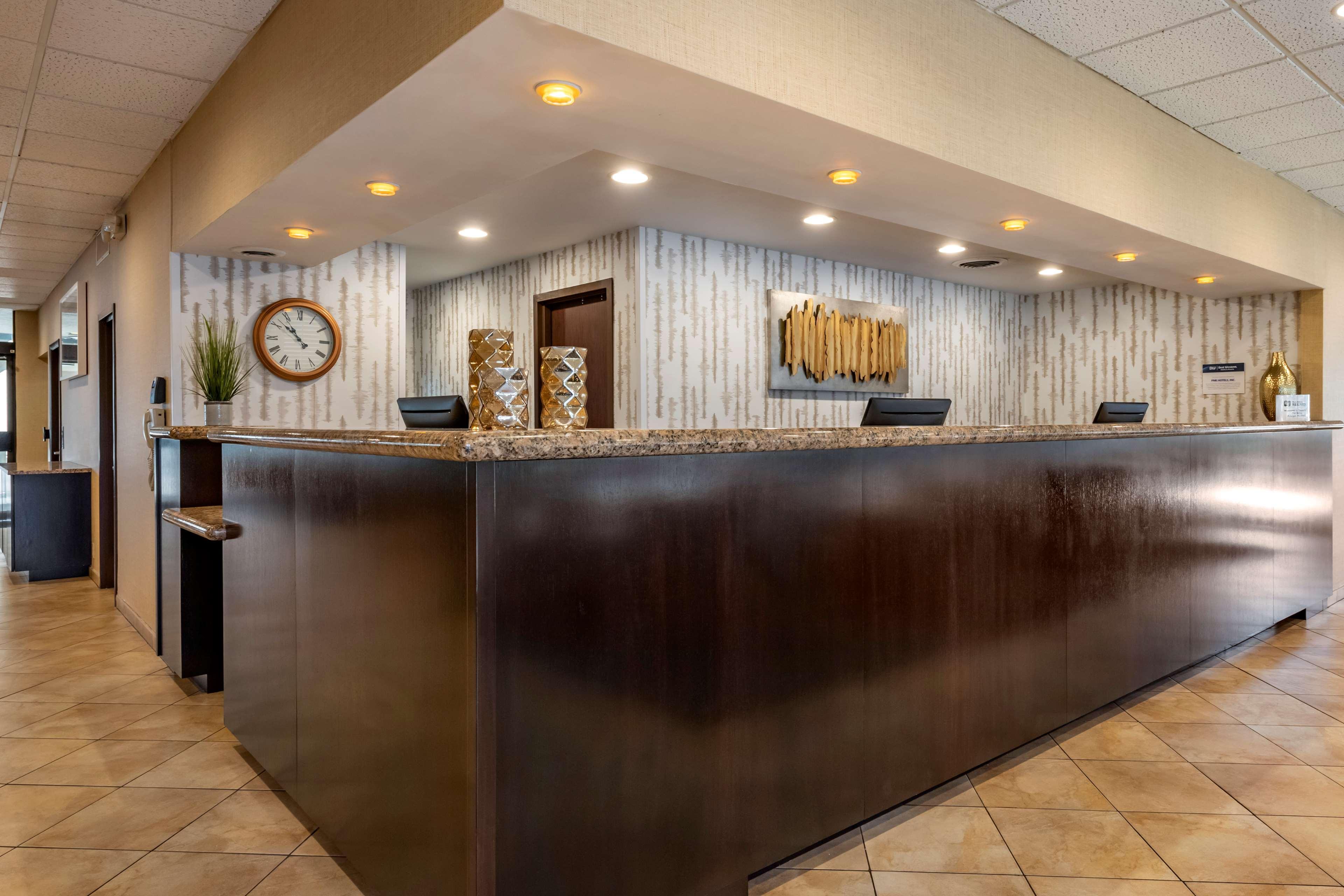 Best Western Downtown Stuart Bagian luar foto