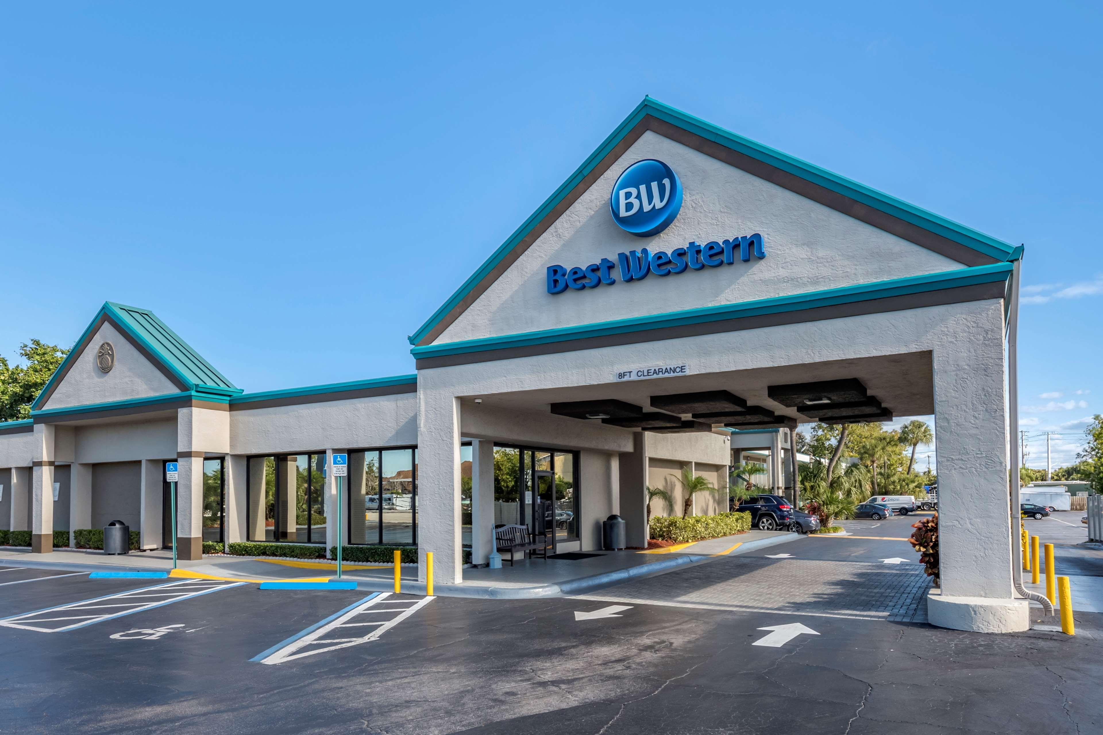 Best Western Downtown Stuart Bagian luar foto