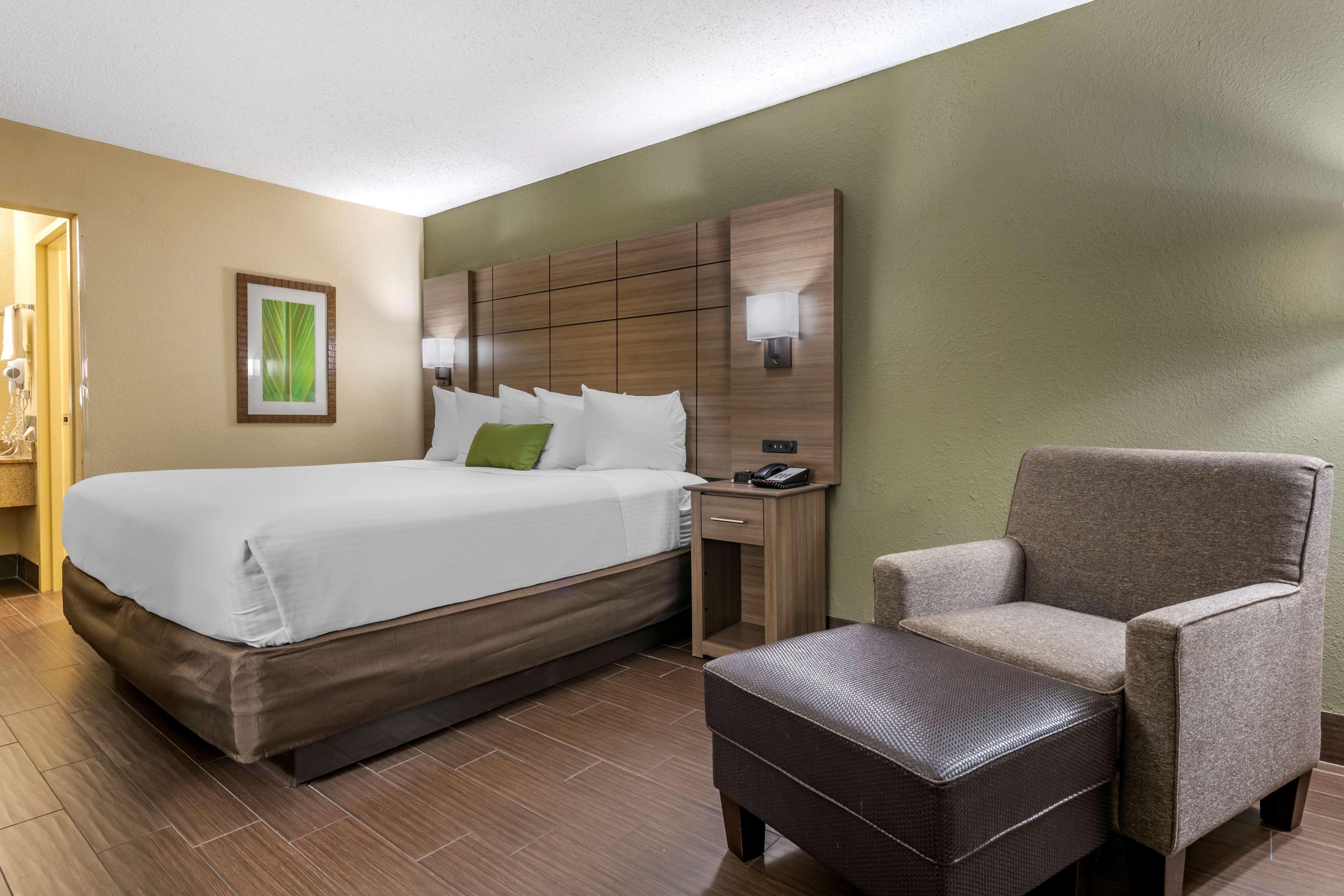 Best Western Downtown Stuart Bagian luar foto