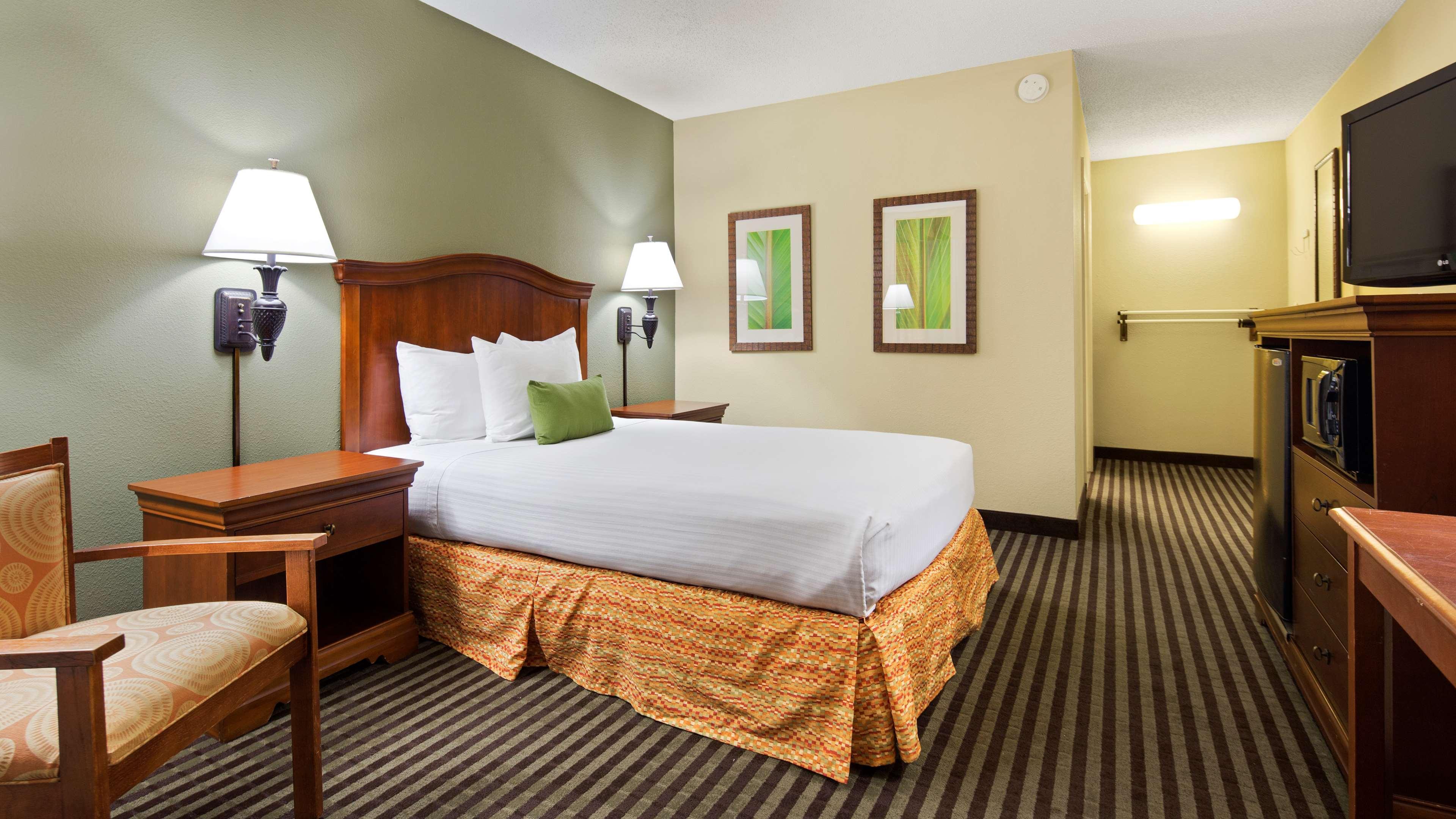 Best Western Downtown Stuart Bagian luar foto
